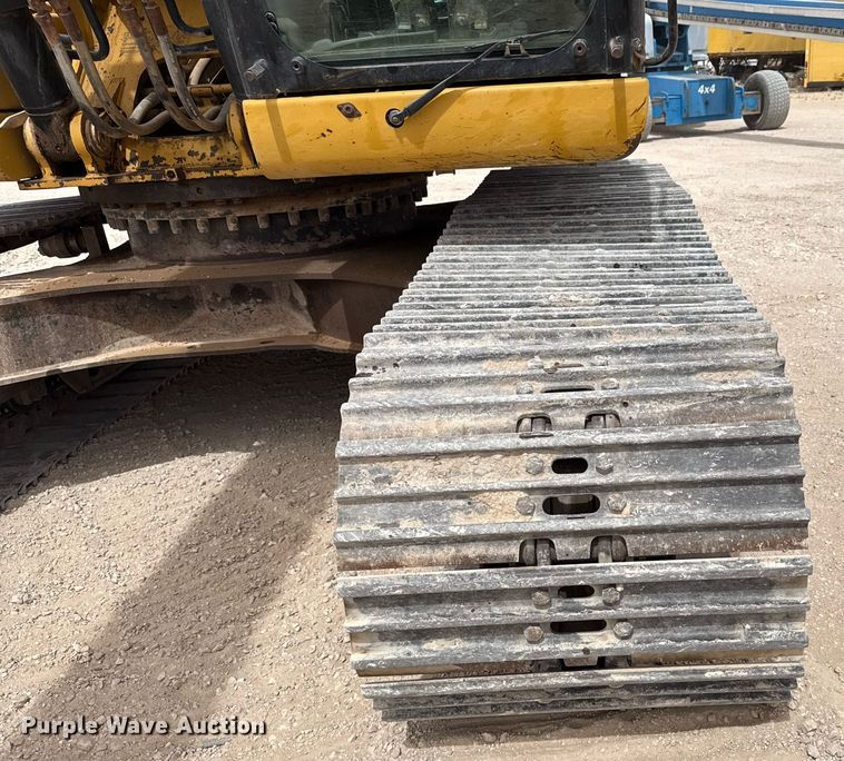 image for item ED5573 2009 Caterpillar 320D L excavator