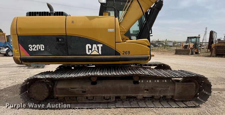image for item ED5573 2009 Caterpillar 320D L excavator