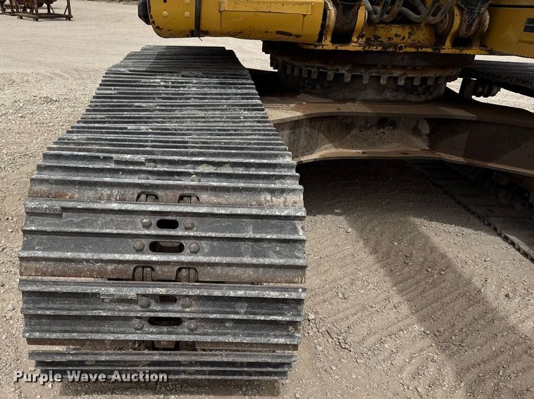 image for item ED5573 2009 Caterpillar 320D L excavator