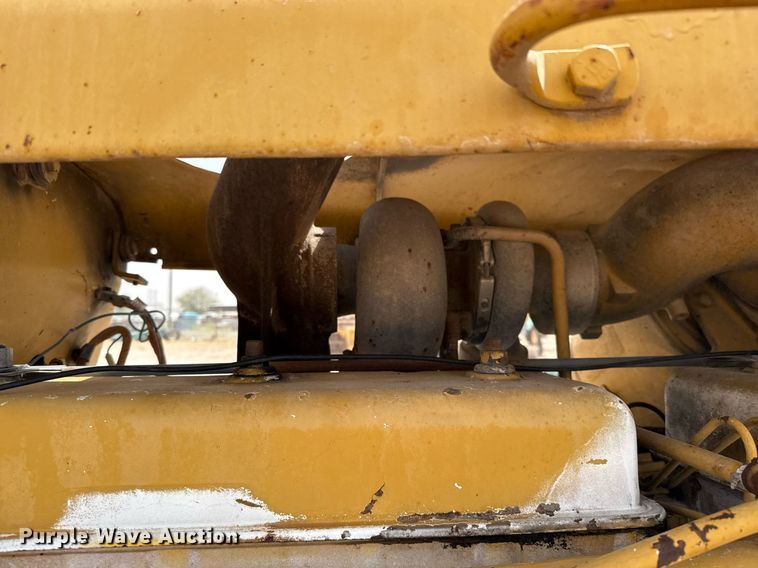 image for item ED5574 Caterpillar D8K dozer