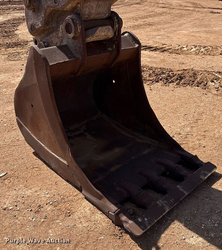 image for item ED5575 2012 Volvo EC250DL excavator