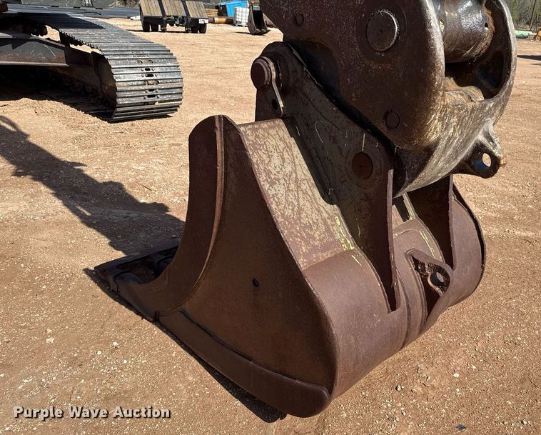 image for item ED5575 2012 Volvo EC250DL excavator