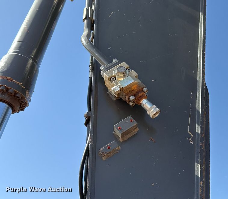 image for item ED5575 2012 Volvo EC250DL excavator