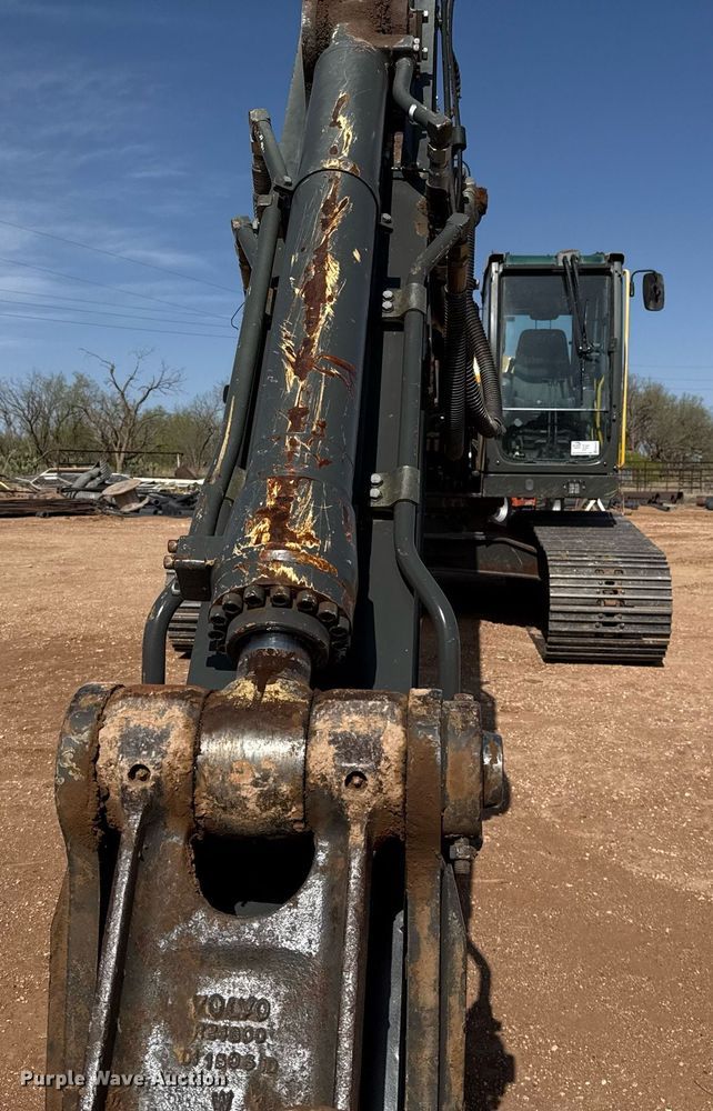 image for item ED5575 2012 Volvo EC250DL excavator