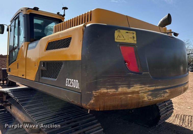 image for item ED5575 2012 Volvo EC250DL excavator