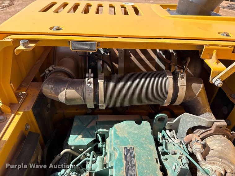 image for item ED5575 2012 Volvo EC250DL excavator