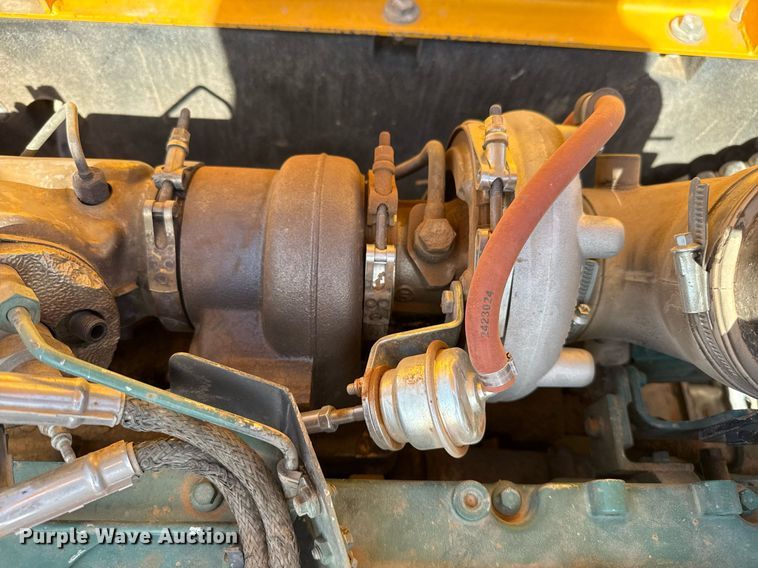 image for item ED5575 2012 Volvo EC250DL excavator