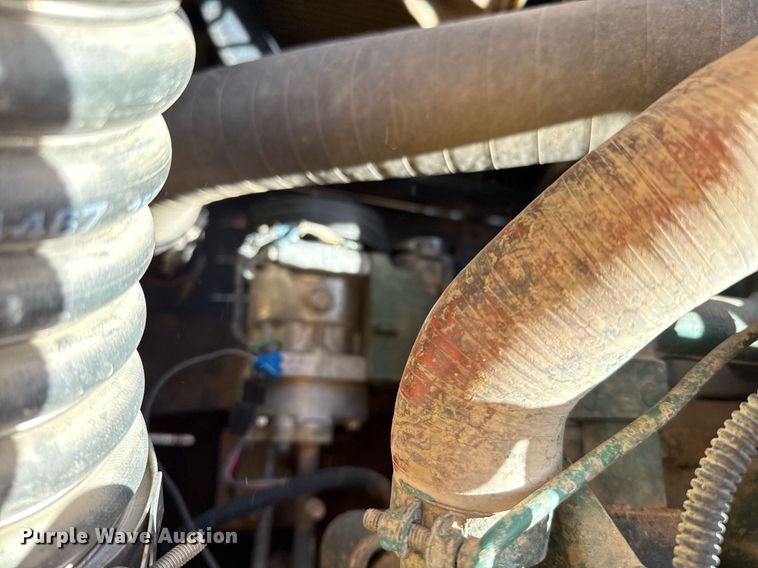 image for item ED5575 2012 Volvo EC250DL excavator