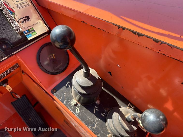 image for item ED5576 2006 JLG 10054 telehandler