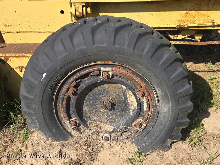 image for item EF2989 1980 Galion 503 Series L rigid frame motor grader