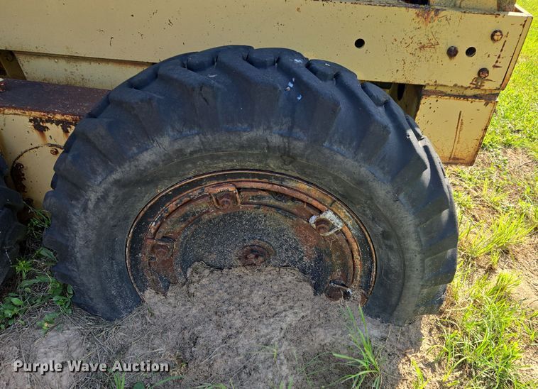image for item EF2989 1980 Galion 503 Series L rigid frame motor grader