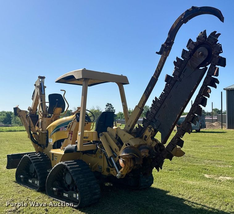 image for item EF2996 2010 Vermeer RTX750 trencher