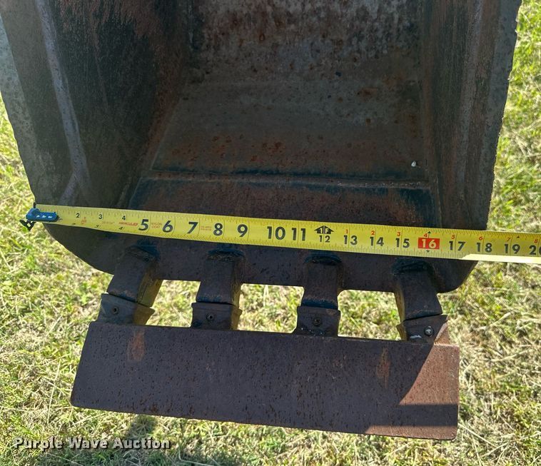 image for item EF2996 2010 Vermeer RTX750 trencher