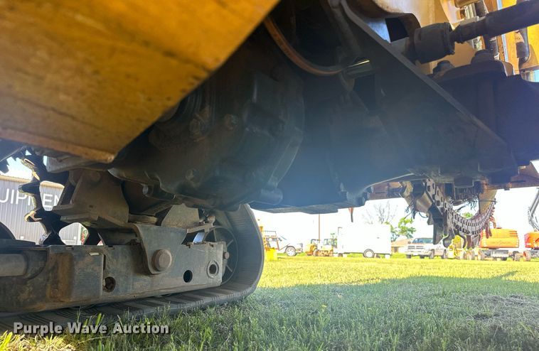 image for item EF2996 2010 Vermeer RTX750 trencher