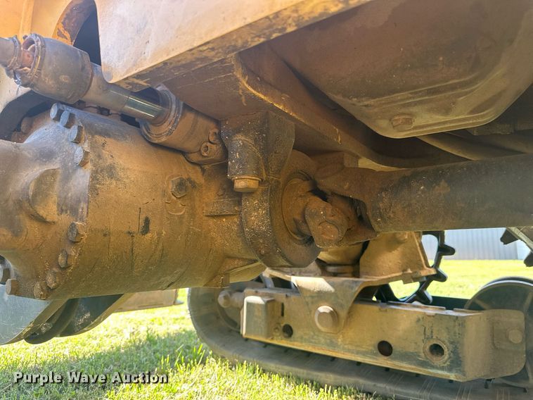 image for item EF2996 2010 Vermeer RTX750 trencher