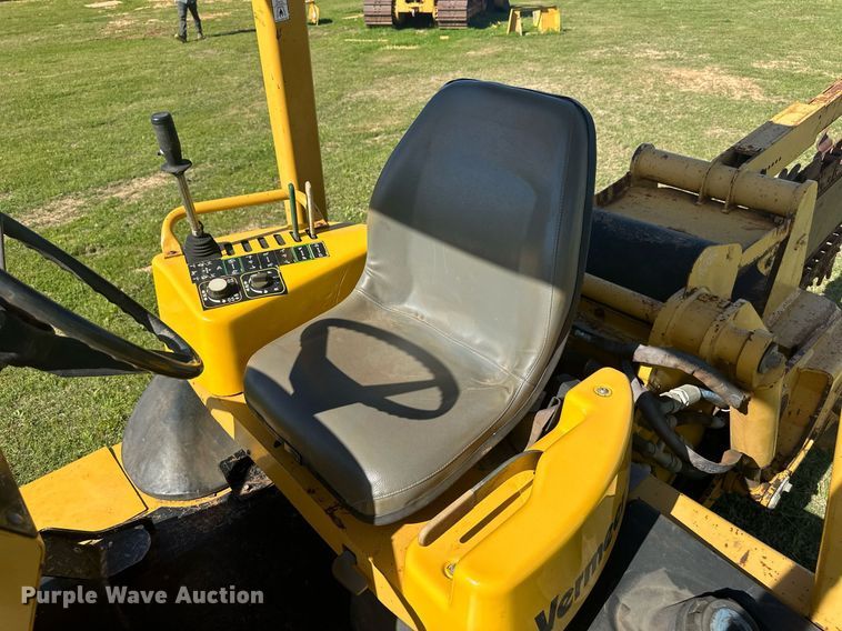 image for item EF2996 2010 Vermeer RTX750 trencher