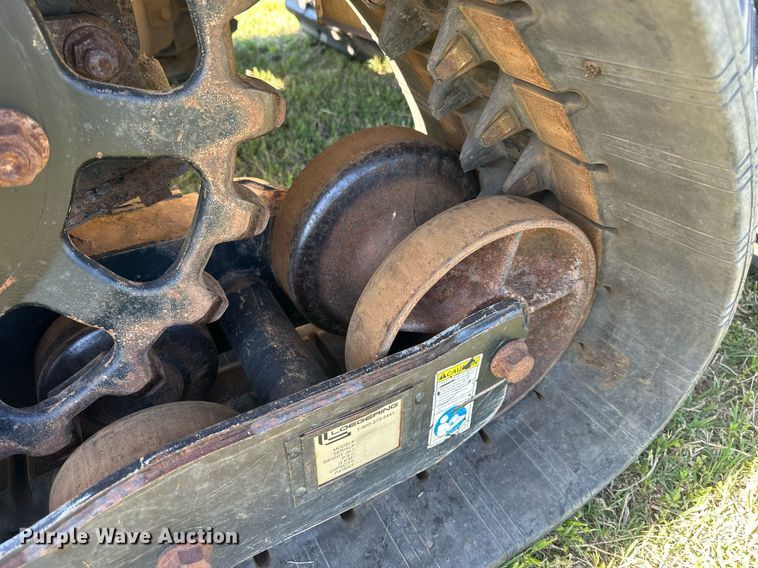 image for item EF2996 2010 Vermeer RTX750 trencher