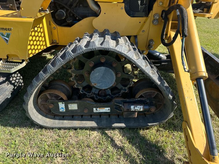 image for item EF2996 2010 Vermeer RTX750 trencher