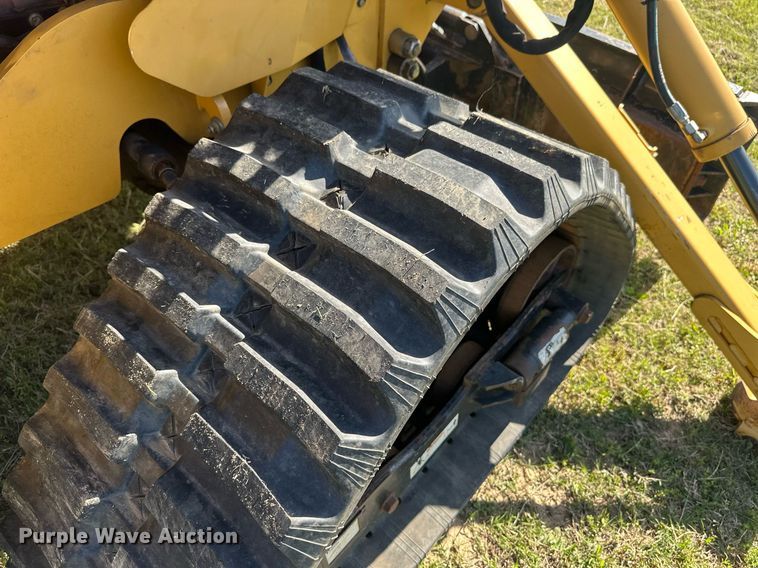 image for item EF2996 2010 Vermeer RTX750 trencher