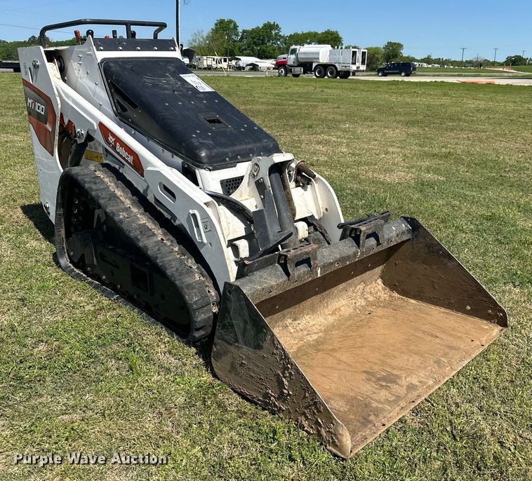 image for item EF2998 2022 Bobcat MT100 compact utility loader