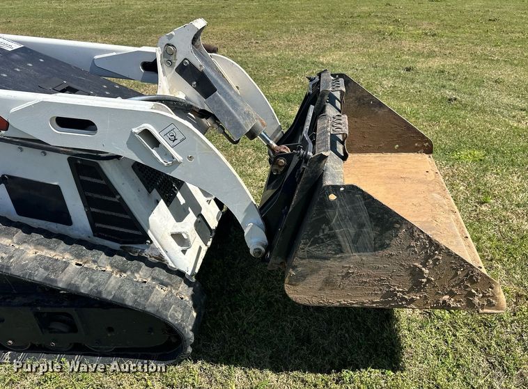 image for item EF2998 2022 Bobcat MT100 compact utility loader