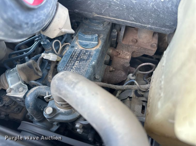 image for item EF2998 2022 Bobcat MT100 compact utility loader