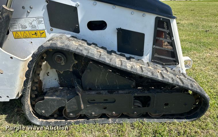 image for item EF2998 2022 Bobcat MT100 compact utility loader