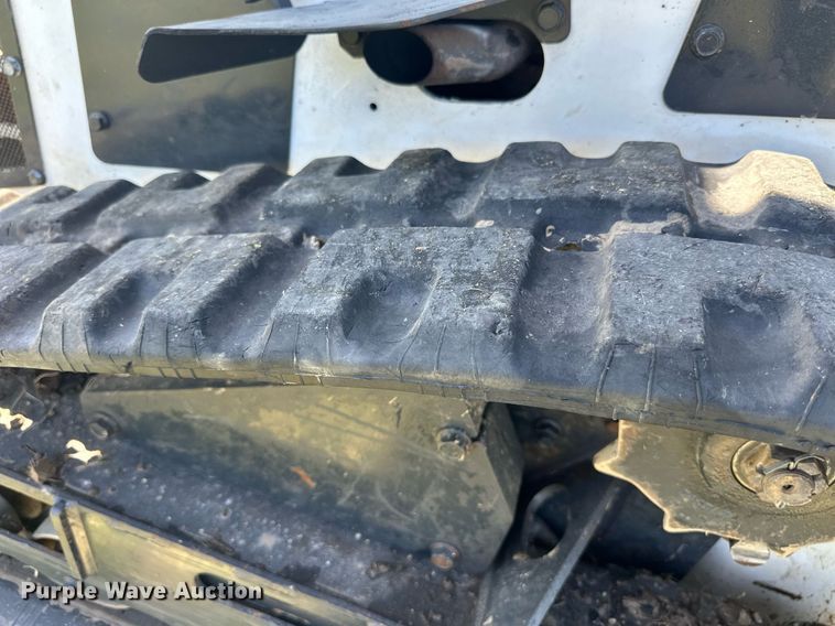 image for item EF2998 2022 Bobcat MT100 compact utility loader