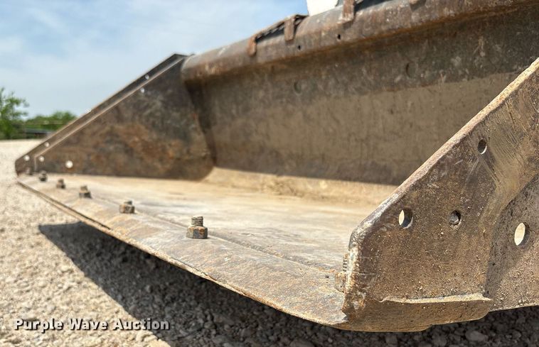 image for item EF3015 2022 Bobcat T550 tracked skid steer loader