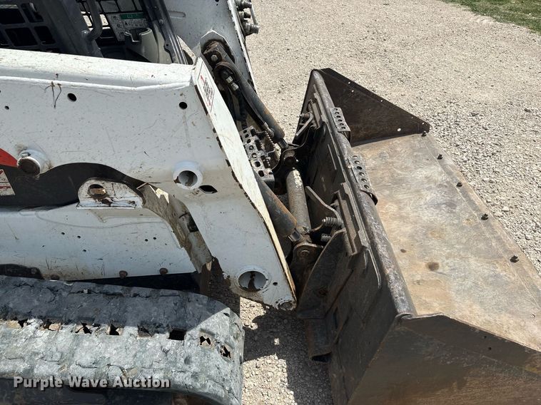image for item EF3015 2022 Bobcat T550 tracked skid steer loader