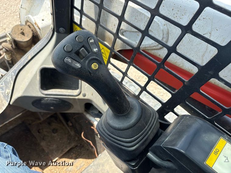 image for item EF3015 2022 Bobcat T550 tracked skid steer loader