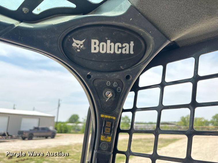 image for item EF3015 2022 Bobcat T550 tracked skid steer loader