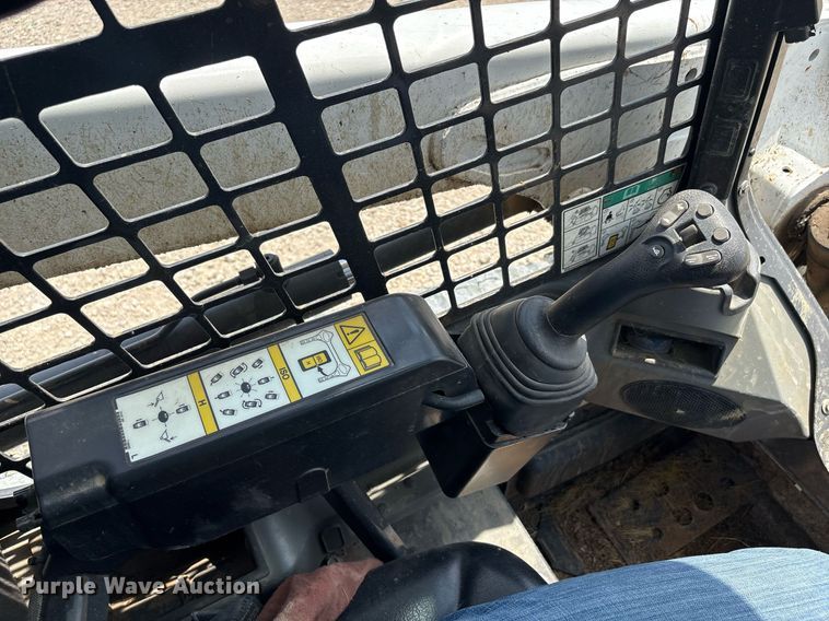 image for item EF3015 2022 Bobcat T550 tracked skid steer loader