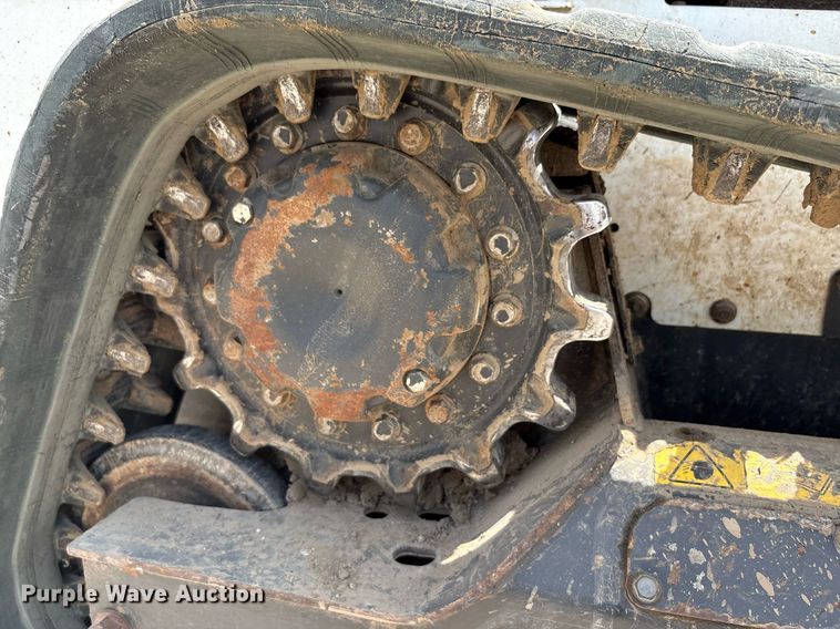 image for item EF3015 2022 Bobcat T550 tracked skid steer loader