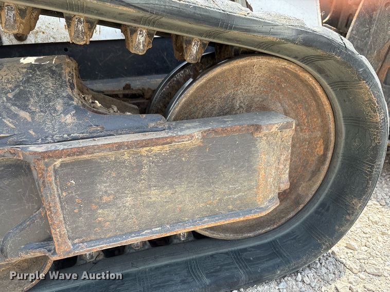 image for item EF3015 2022 Bobcat T550 tracked skid steer loader