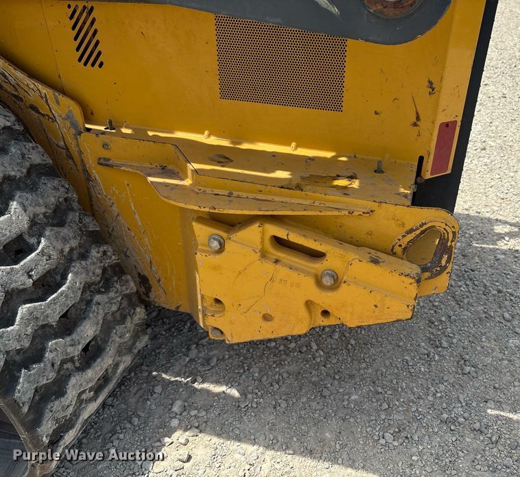 image for item EF3016 2019 John Deere 325G tracked skid steer loader