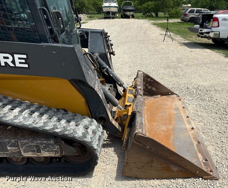image for item EF3016 2019 John Deere 325G tracked skid steer loader