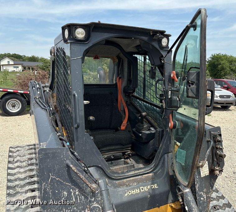 image for item EF3016 2019 John Deere 325G tracked skid steer loader