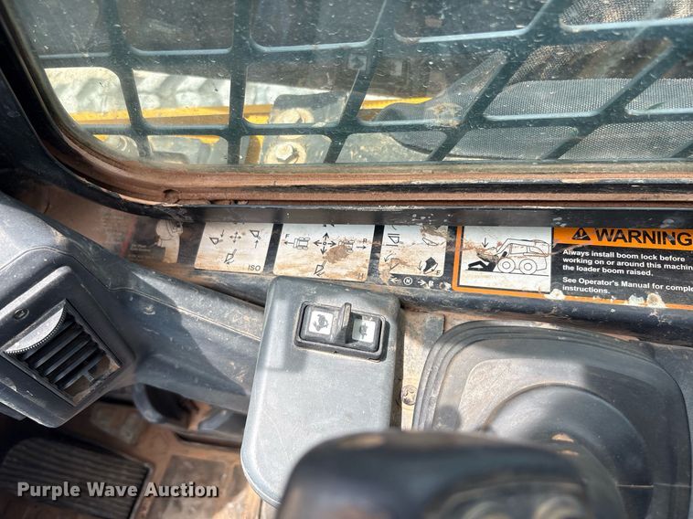 image for item EF3016 2019 John Deere 325G tracked skid steer loader