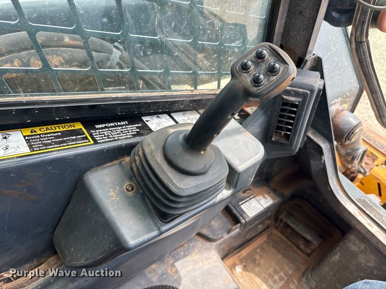 image for item EF3016 2019 John Deere 325G tracked skid steer loader