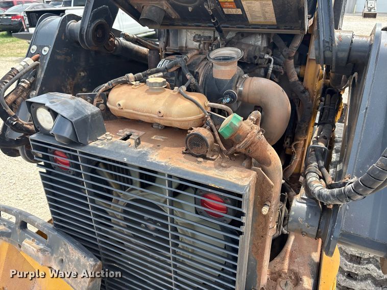 image for item EF3016 2019 John Deere 325G tracked skid steer loader