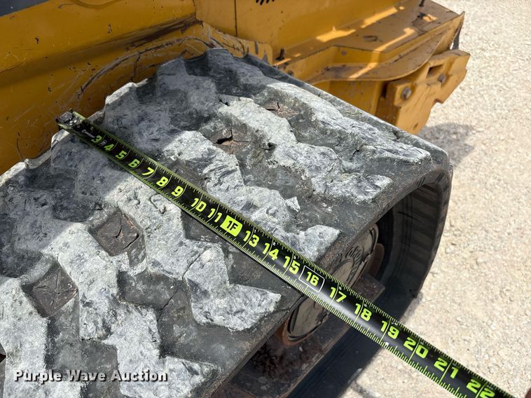 image for item EF3016 2019 John Deere 325G tracked skid steer loader