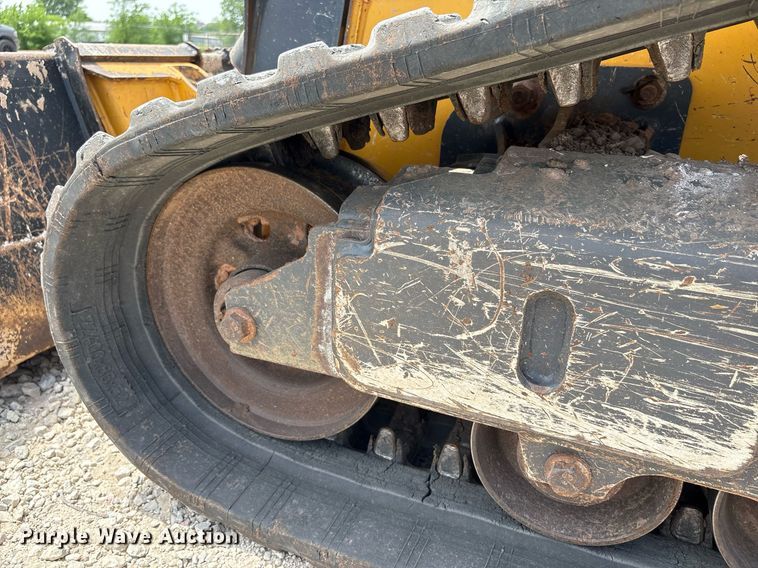 image for item EF3016 2019 John Deere 325G tracked skid steer loader