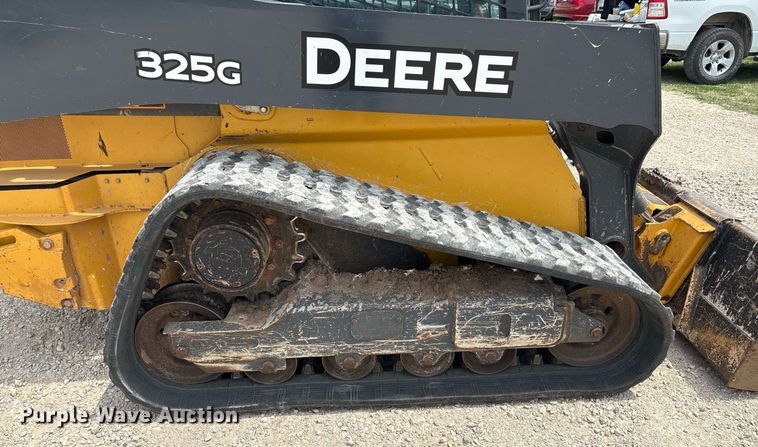 image for item EF3016 2019 John Deere 325G tracked skid steer loader