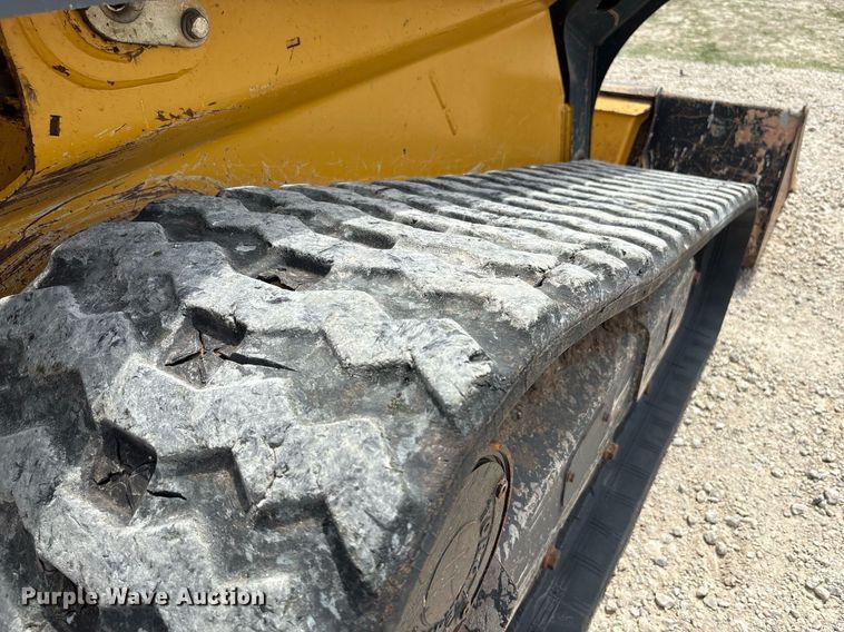 image for item EF3016 2019 John Deere 325G tracked skid steer loader