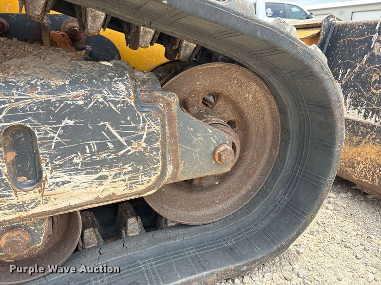 image for item EF3016 2019 John Deere 325G tracked skid steer loader