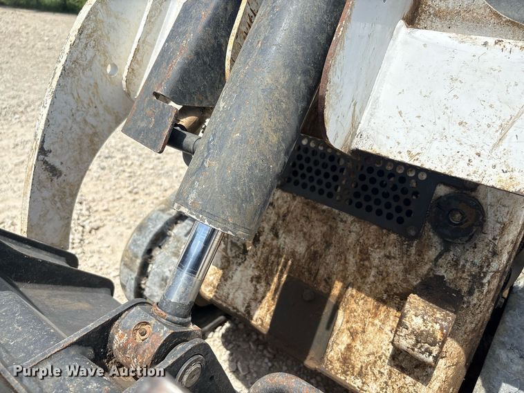 image for item EF3017 2021 Bobcat MT100 compact utility loader