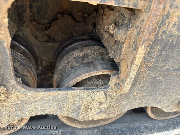 image for item EF3017 2021 Bobcat MT100 compact utility loader