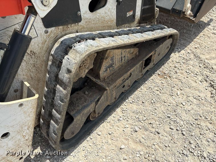 image for item EF3017 2021 Bobcat MT100 compact utility loader