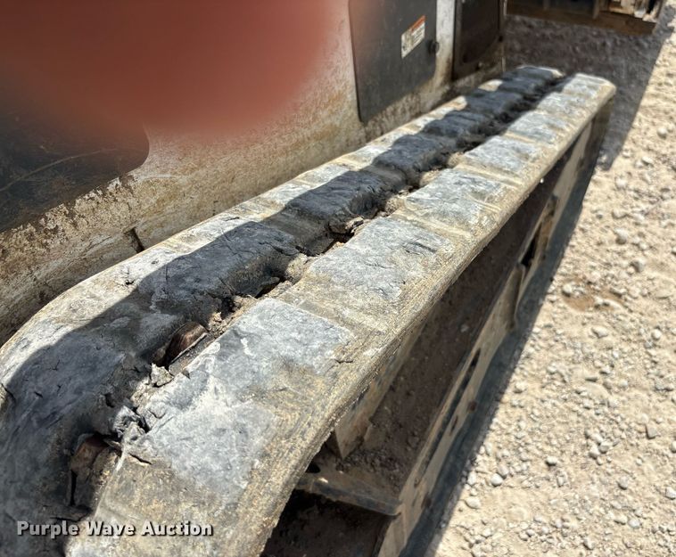 image for item EF3017 2021 Bobcat MT100 compact utility loader